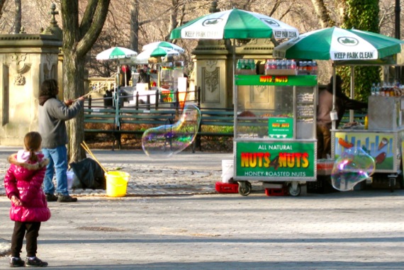 centralpark-bubble blower