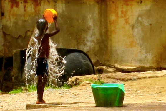 goree-boy-washing