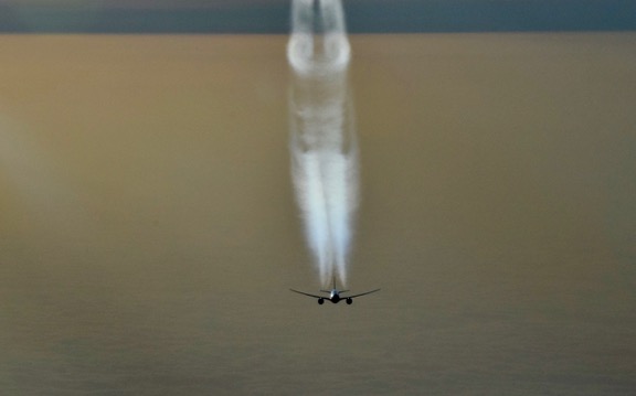 aircraftCONTRAILS